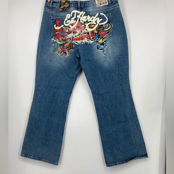 NWT Ed Hardy Women’s Multi Tattoo Baggy Jeans Size 34 Blue Color - Picture 1 of 13